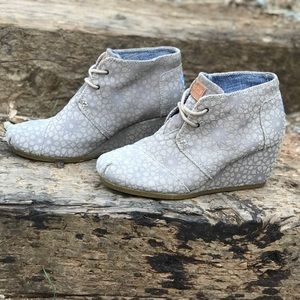 TOM’S Wedges, Size 8